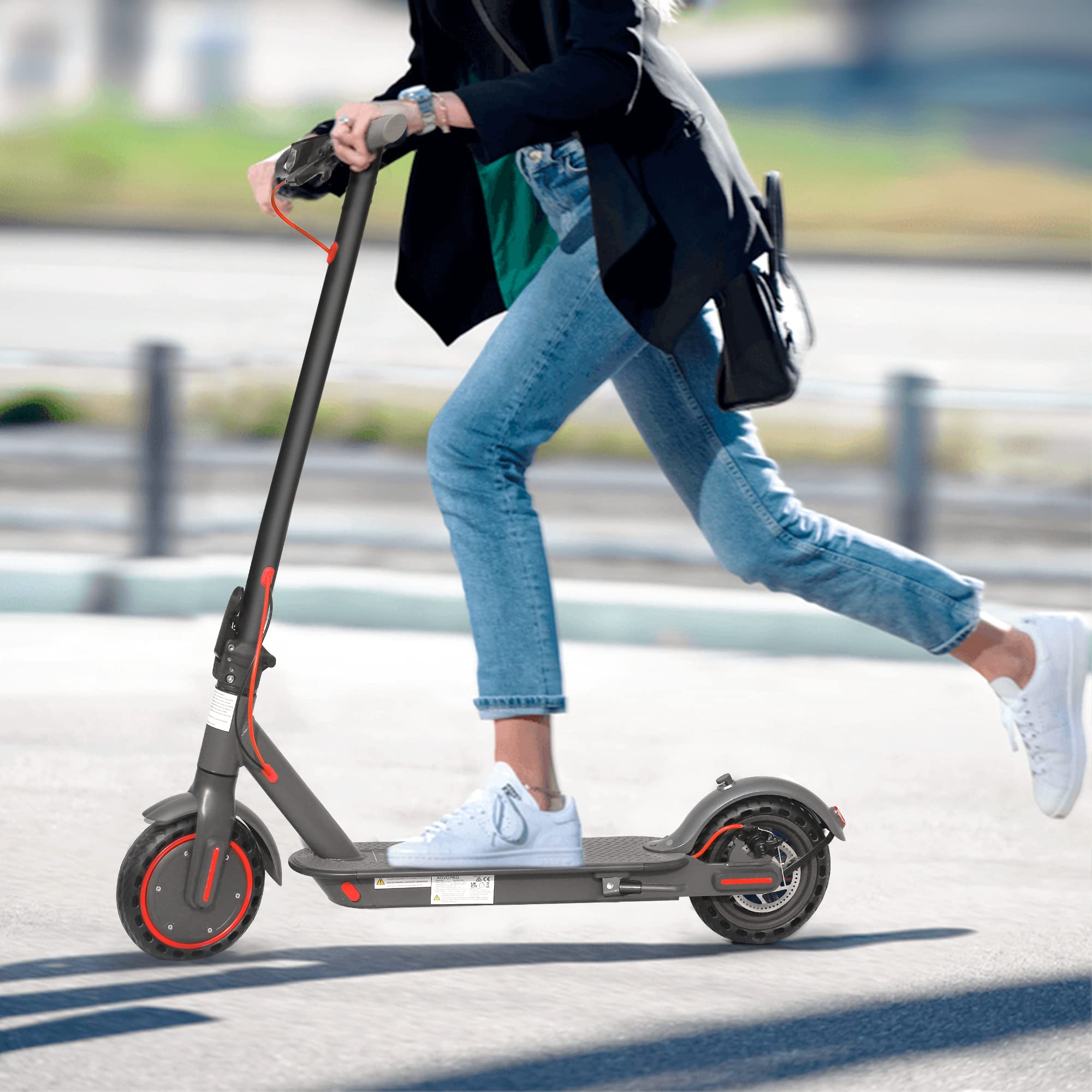 AOVORPO Elektroroller, 350-W-Motor, 8,5-Zoll-Vollreifen, drei Geschwindigkeitsmodi, 30 km Reichweite, max. 120 kg